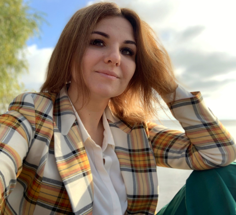 Yuliia Bezdolia